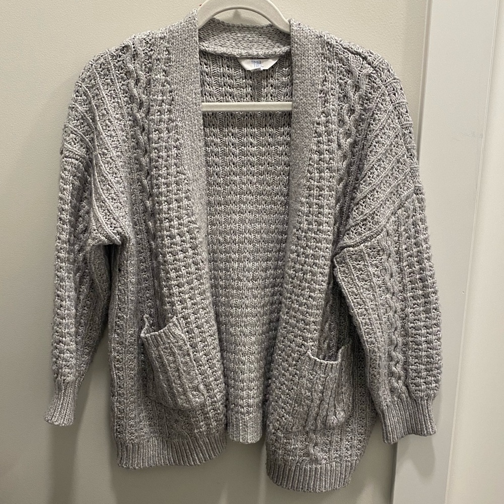 KID’S GRAY KNITTED CARDIGAN